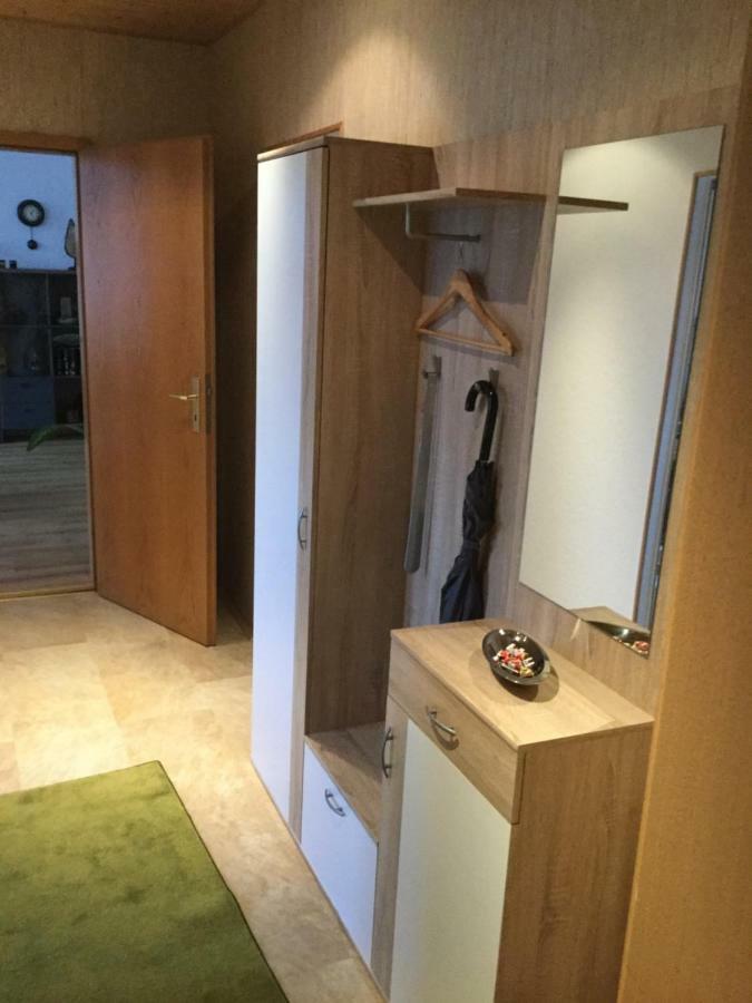 Zentrale-Ruhige Ferienwohnung Reichenbach im Vogtland Extérieur photo